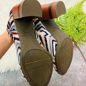 dr scholl's darcia bootie